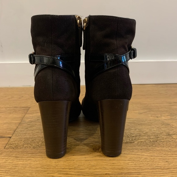 Tod’s Brown Suede Leather Booties - Picture 3 of 6